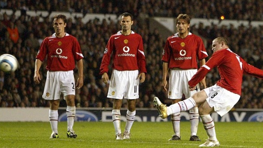 Ngày này năm xưa: Wayne Rooney ra mắt hoàn hảo trong màu áo MU