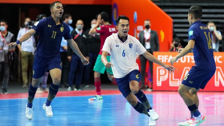 Ghi bàn ở những giây cuối cùng, ĐT Futsal Thái Lan sáng cửa vào vòng 1/8 World Cup