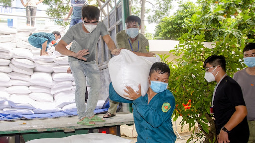 Cấp gần 740 tấn gạo cho tỉnh Bình Định hỗ trợ người dân bị hạn hán