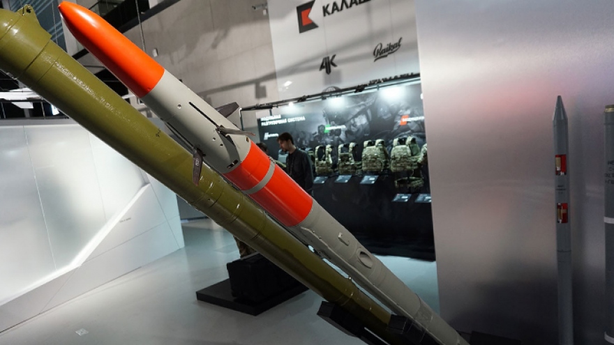 Soi sức mạnh tên lửa Vihr-1 - sát thủ diệt tăng đáng gờm của Nga