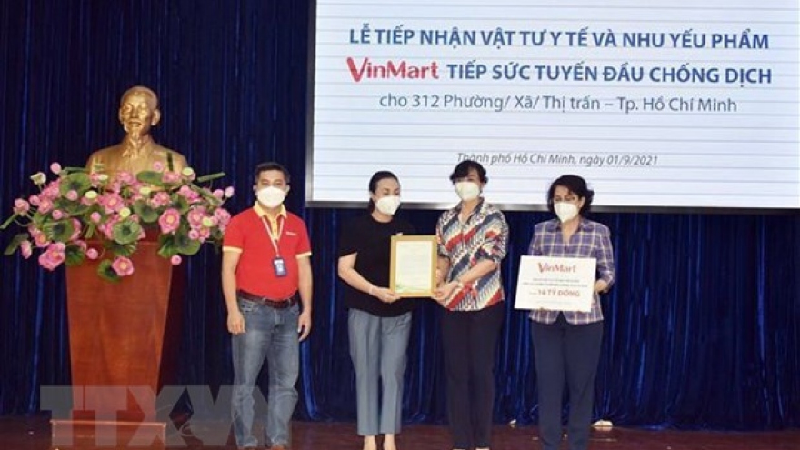 Masan Group donates VND16 billion COVID-19 aid for over 300 localities in HCM City