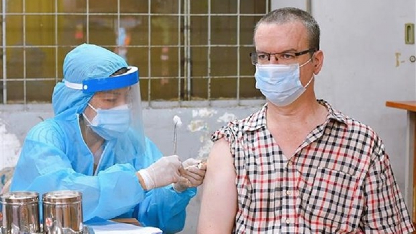'No one is left behind': Vietnam provides support for foreigners amid pandemic