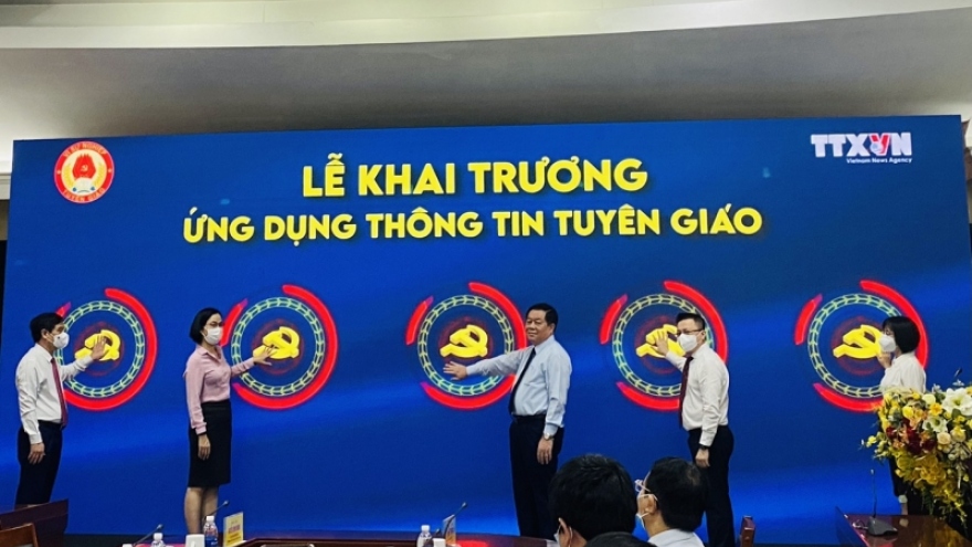 Khai trương ứng dụng "Thông tin tuyên giáo" trên điện thoại thông minh