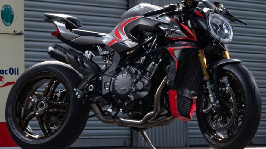 Cận cảnh MV Agusta Brutale 1000 Nurburgring 2021 phiên bản giới hạn giá hơn 1 tỷ đồng