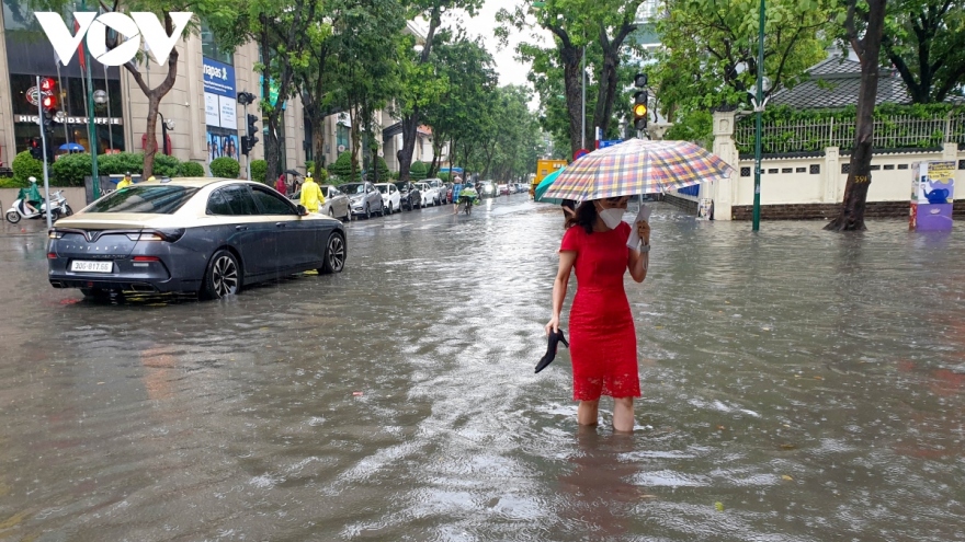 Thời tiết hôm nay: Mưa lớn diện rộng trên địa bàn cả nước