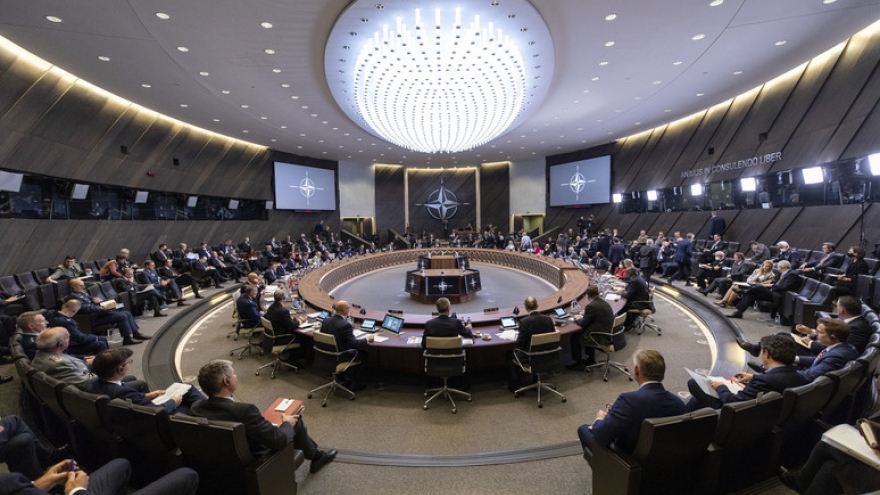 Hội nghị Bộ trưởng Quốc phòng NATO thông qua Kế hoạch phòng thủ của EU
