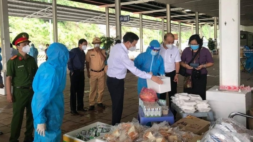 Người lao động về quê đi qua Đà Nẵng được hỗ trợ xăng miễn phí