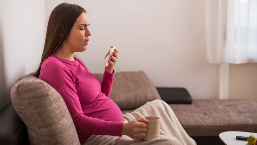 Cúm ở phụ nữ mang thai gây nguy hiểm cho sản phụ và thai nhi