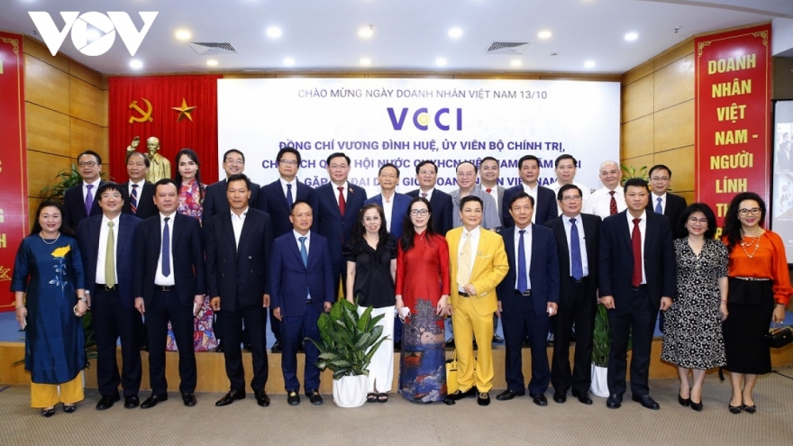 Đại dịch Covid-19 thêm một lần thử thách cộng đồng doanh nghiệp Việt