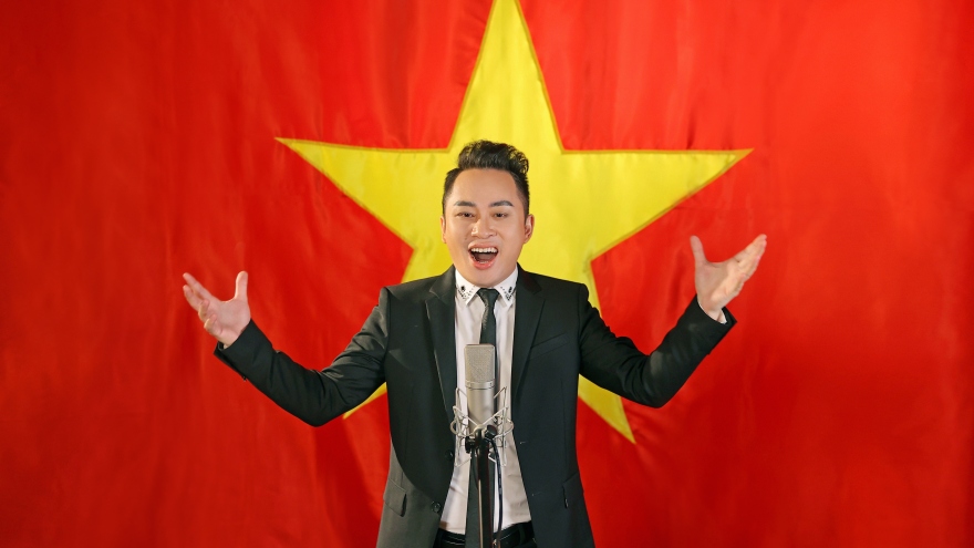 Tùng Dương thử thách làm mới "Quốc ca" để thể hiện niềm tự hào dân tộc