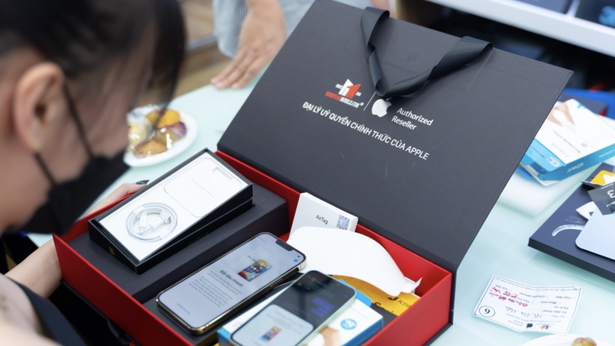 iPhone 13 models sold out in Vietnam 