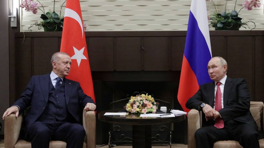 Thổ Nhĩ Kỳ ngày càng tiến gần “quỹ đạo” của Nga, hờ hững với Mỹ và NATO