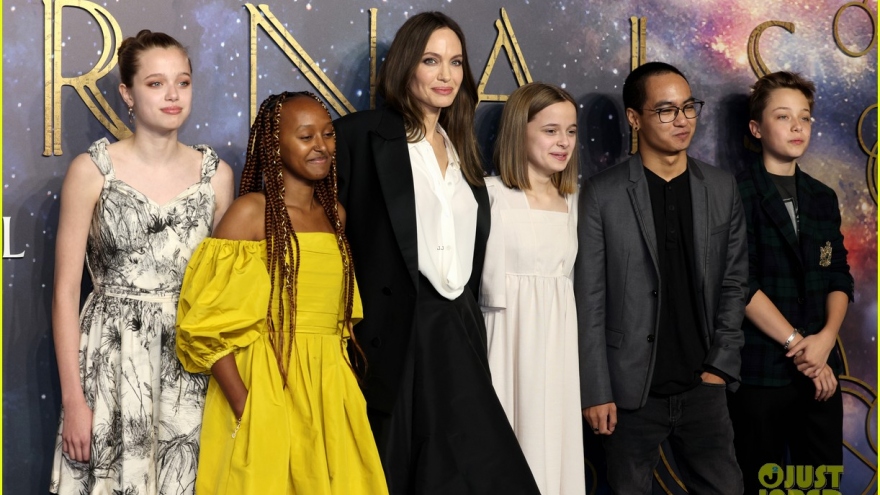 Angelina Jolie rạng rỡ dự buổi công chiếu phim "Eternals" cùng các con