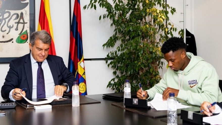Barca gia hạn hợp đồng với Ansu Fati, điều khoản giải phóng 1 tỷ Euro 