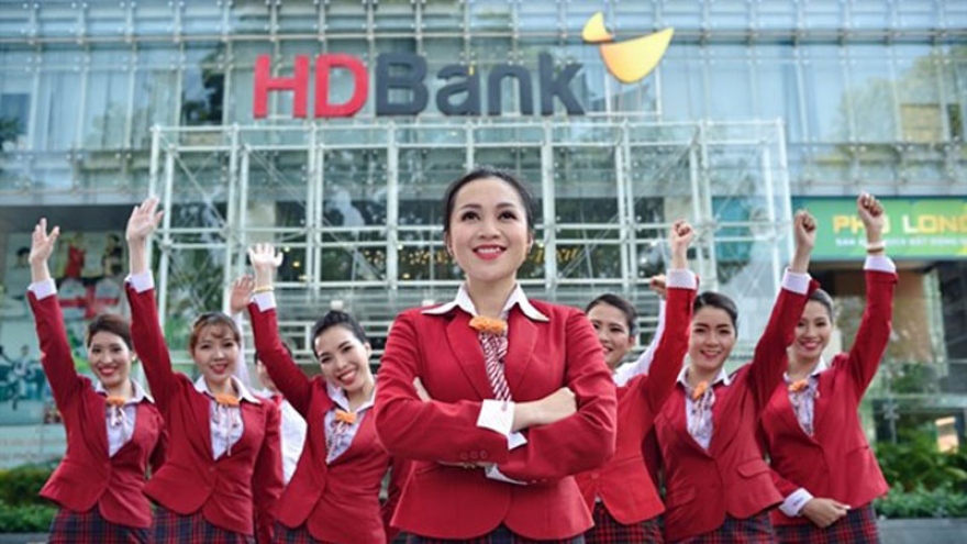 HDBank, Sacombank named among best companies to work for by HR Asia
