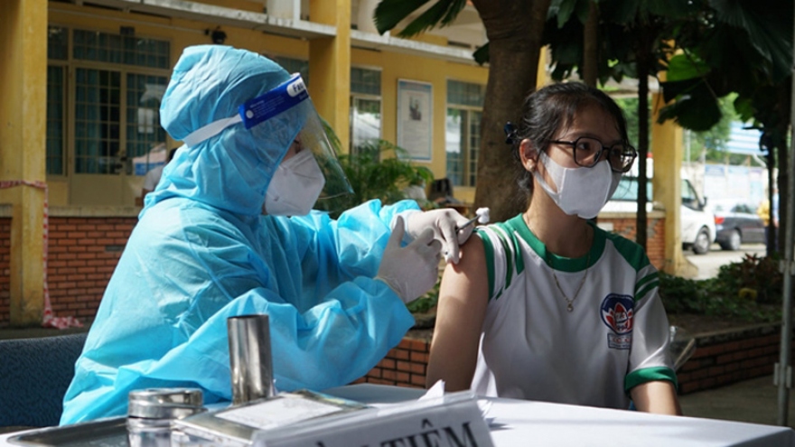 HCM City starts vaccinating children against COVID-19