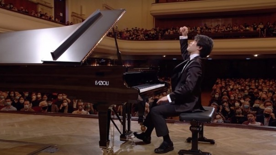 Pianist Dang Thai Son’s student comes first at int’l Chopin piano competition