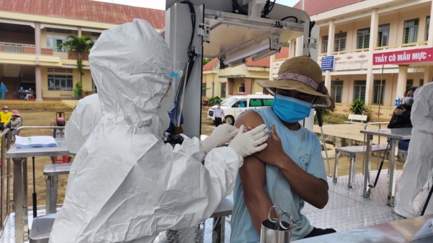 Đắk Lắk phong tỏa, xét nghiệm toàn dân, tiêm phủ vaccine để dập ổ dịch Ea Kao