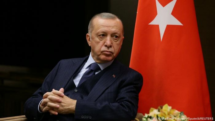 Tổng thống Thổ Nhĩ Kỳ nổi giận với đại sứ 10 nước