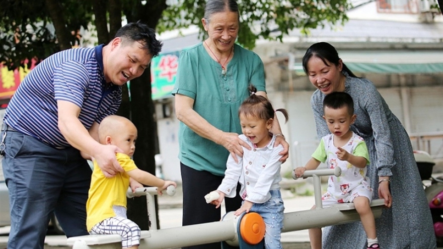 Trung Quốc đưa “giáo dục gia đình” vào luật