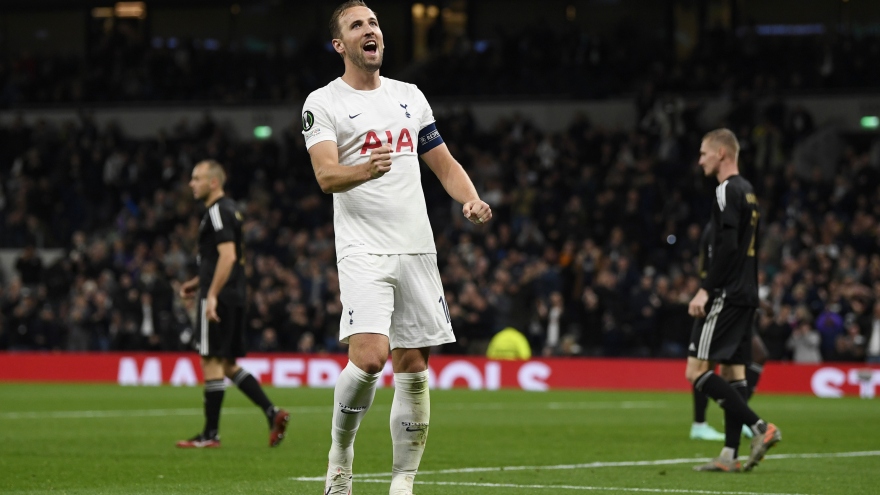 Harry Kane ghi hat-trick, Tottenham thắng dễ Mura ở Europa Conference League 