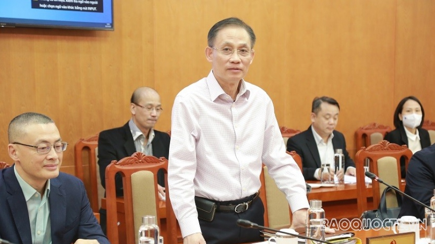 Ông Lê Hoài Trung làm việc với các Trưởng Cơ quan đại diện Việt Nam tại nước ngoài