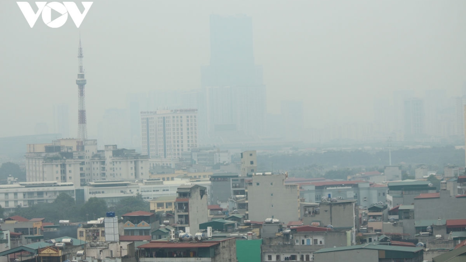 Hanoi hit by spell of severe air pollution 