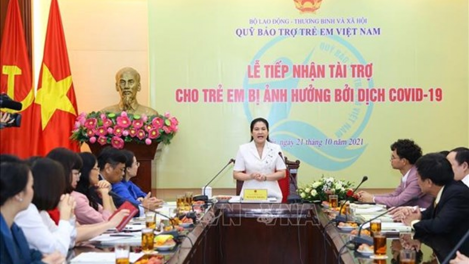 Over VND11 billion donated for COVID-19-impacted children