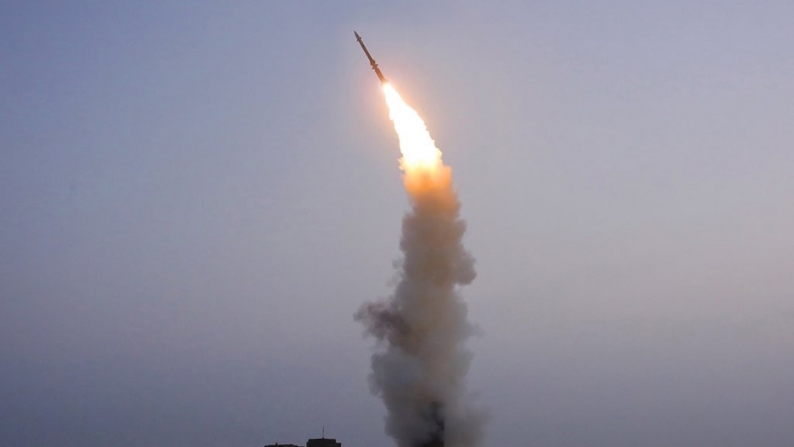 Triều Tiên xác nhận thử tên lửa phòng không kiểu mới nhanh hơn, xa hơn và chính xác hơn