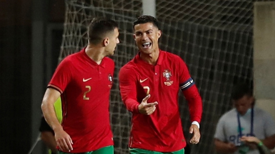 Ronaldo vượt qua kỷ lục ấn tượng của Serigo Ramos