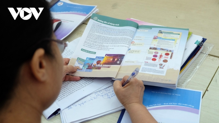 Bộ GD-ĐT đang thẩm định hơn 150 bản mẫu sách giáo khoa mới