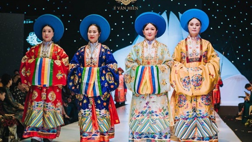 Vietnam’s ancient costumes revitalized