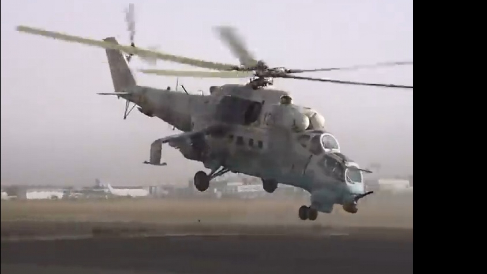 Kho máy bay quân sự và trực thăng chiến đấu của Taliban Afghanistan