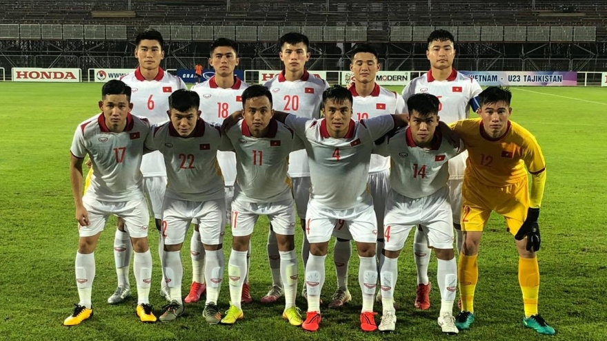 U23 Việt Nam đánh rơi chiến thắng trước U23 Tajikistan
