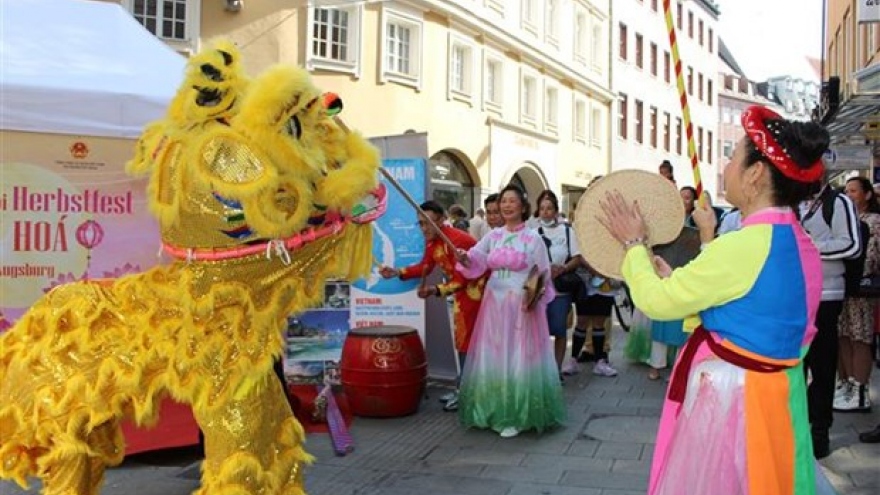 Vietnam leaves impression at multicultural festival in German city