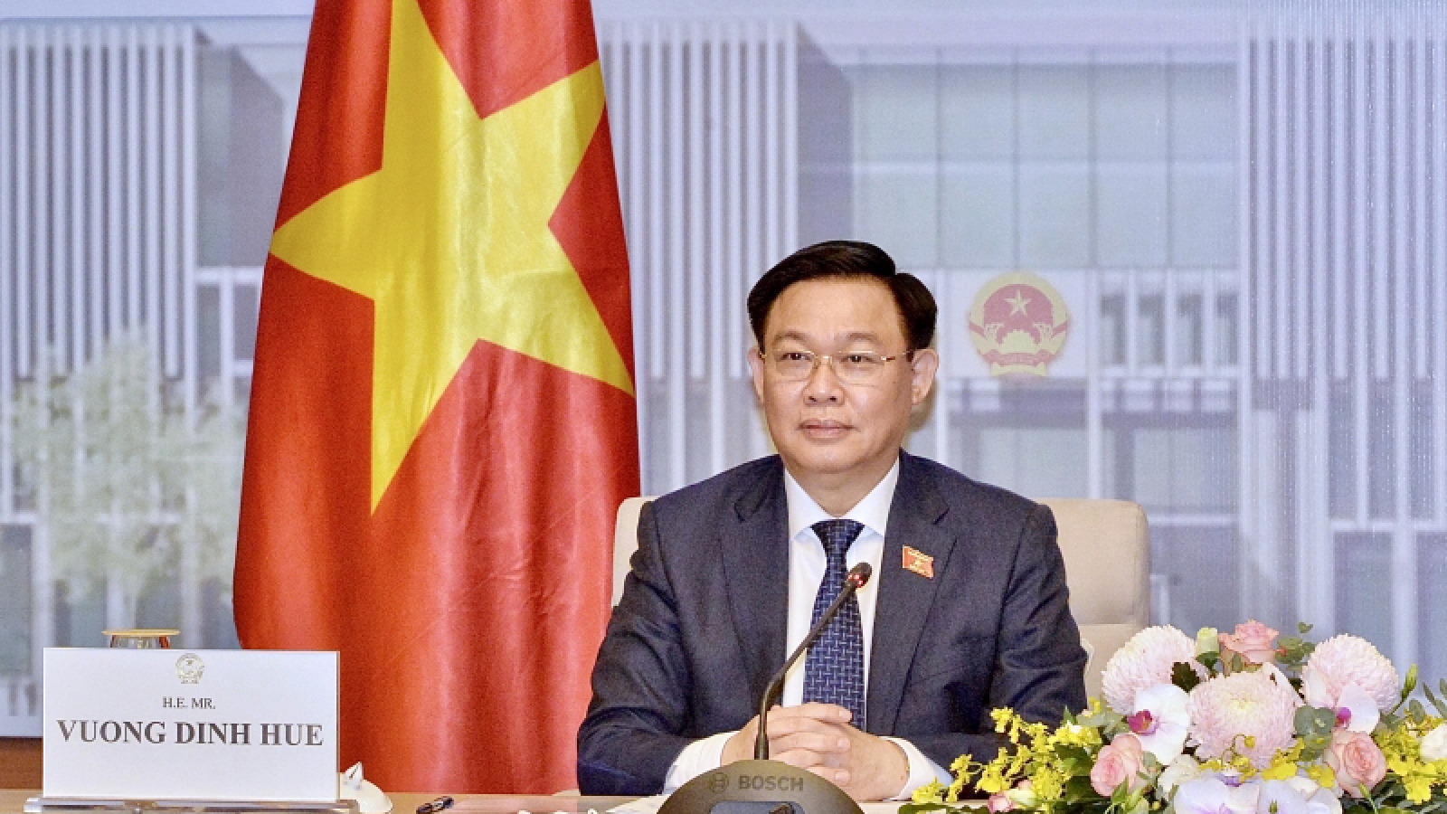 Chủ tịch Quốc hội Vương Đình Huệ chúc mừng tân Chủ tịch Quốc hội CHLB Đức