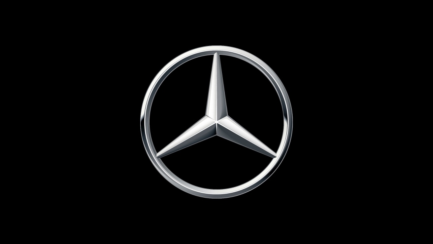 Mercedes-Benz kỉ niệm 100 năm ra mắt logo "Ngôi sao ba cánh"