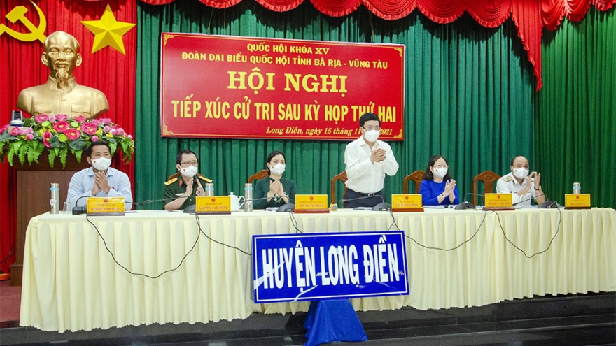 Phó Thủ tướng Thường trực Phạm Bình Minh tiếp xúc cử tri sau kỳ họp thứ 2, QH khóa XV