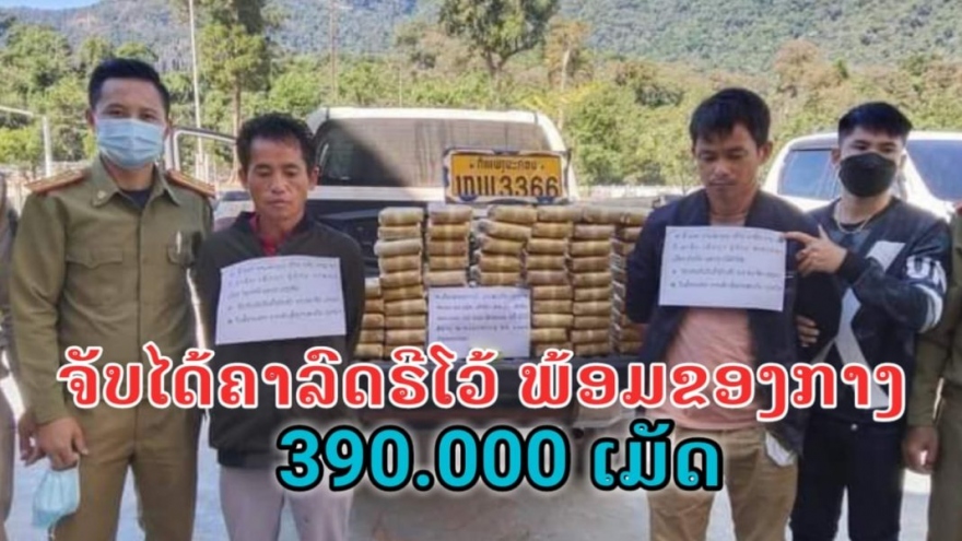 Lào bắt giữ hai đối tượng vận chuyển 390.000 viên ma túy tổng hợp