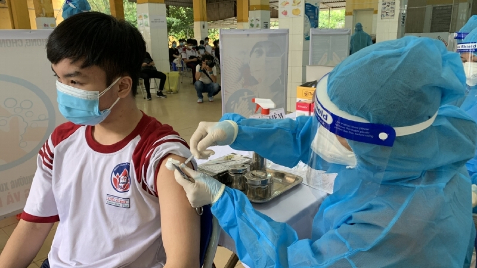 Hải Dương bắt đầu tiêm vaccine Covid-19 cho trẻ từ 12-17 tuổi