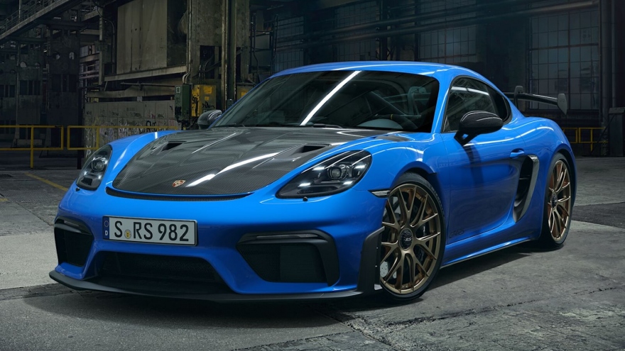 Porsche 718 Cayman GT4 RS với gói trang bị tùy chọn hơn 66.000 USD có gì đặc biệt?