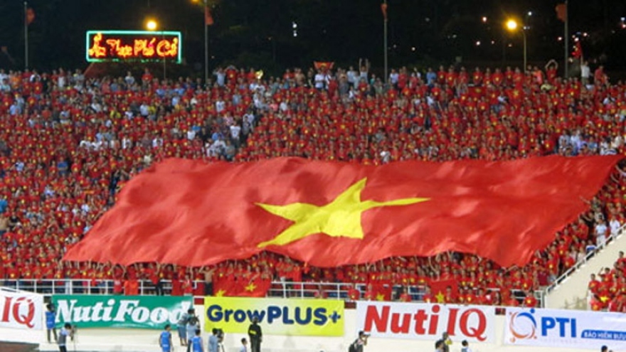 Great home fan support for Vietnam in World Cup qualifier against Japan