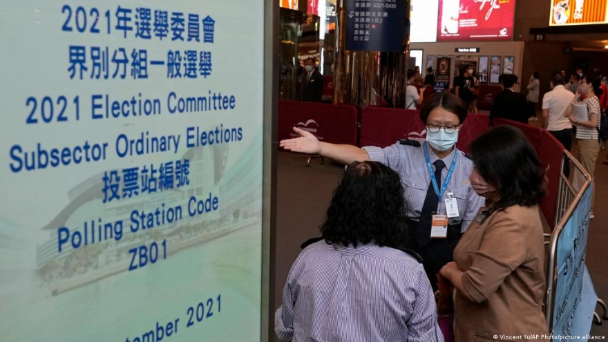 Hong Kong (Trung Quốc) tiếp nhận đơn đề cử cho cuộc bầu cử Hội đồng lập pháp khóa 7