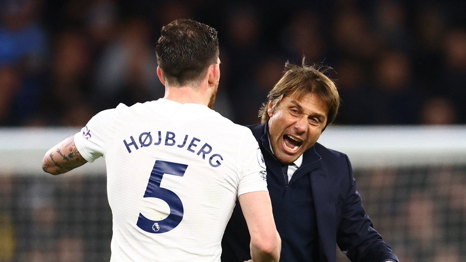 BXH Ngoại hạng Anh sau vòng 12: Tottenham đẩy MU xuống thứ 8