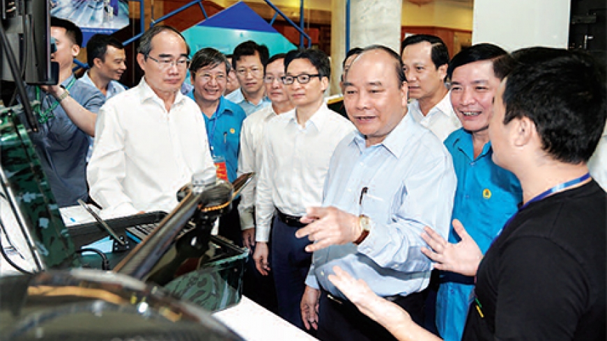 Chủ tịch nước biểu dương Chương trình "75 nghìn sáng kiến vượt khó" 