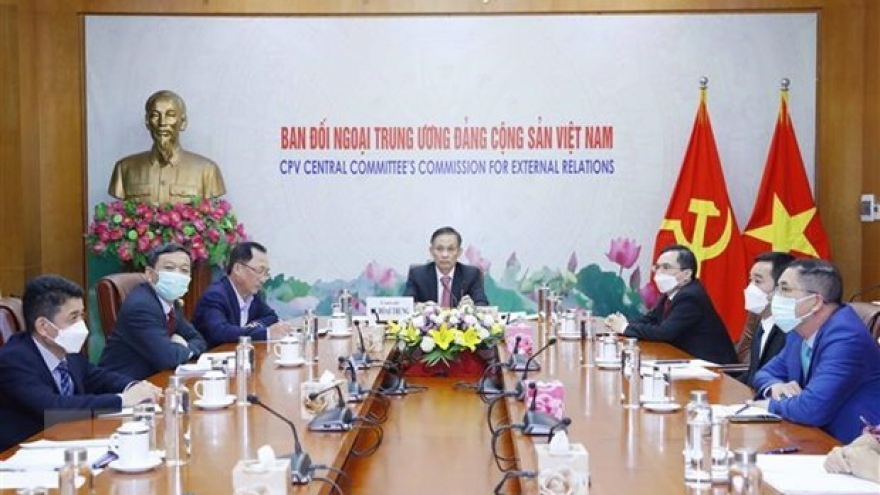 Vietnamese, Chinese Parties beef up cooperation