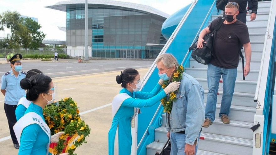 First international tourists arrive in Vietnam after months of sky closure