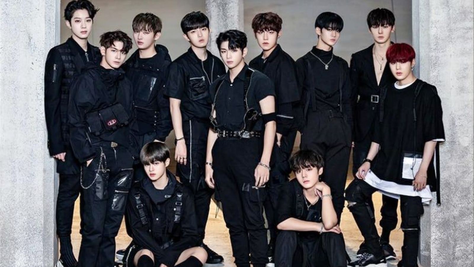 Nhóm nhạc Wanna One tái hợp, biểu diễn tại sân khấu MAMA 2021