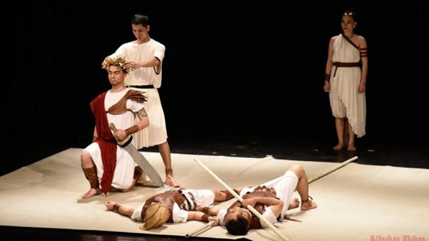 Greek tragedy “Antigone” recreated by Vietnamese director
