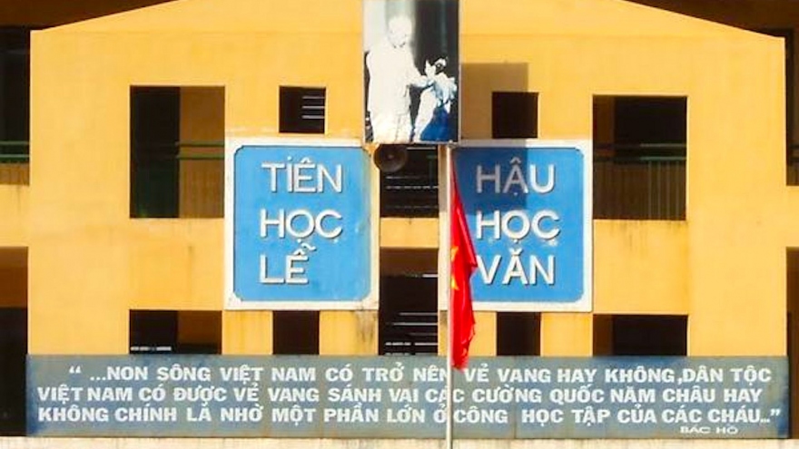 Chuyên gia giáo dục Hoàng Ngọc Vinh: "Tiên học lễ" vẫn luôn đúng